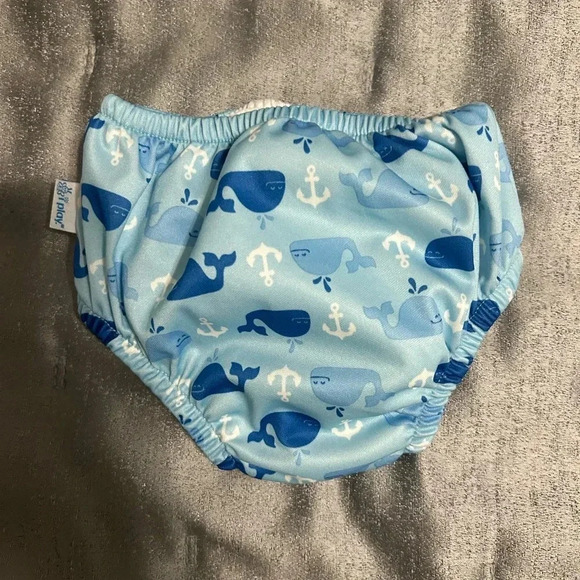 I play‎ whale swim diaper - Picture 2 of 3